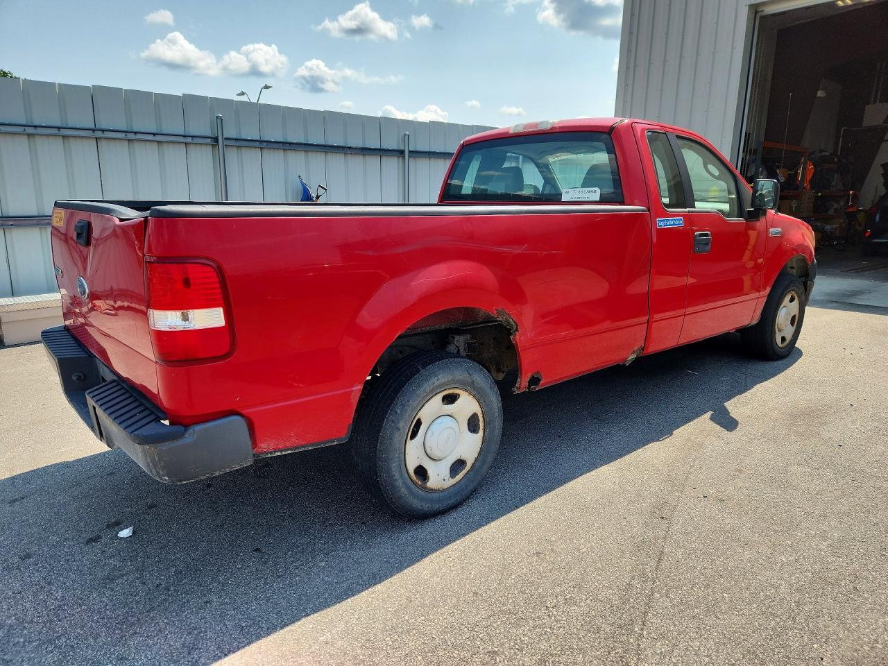 2005 Ford F150 - Фото 3