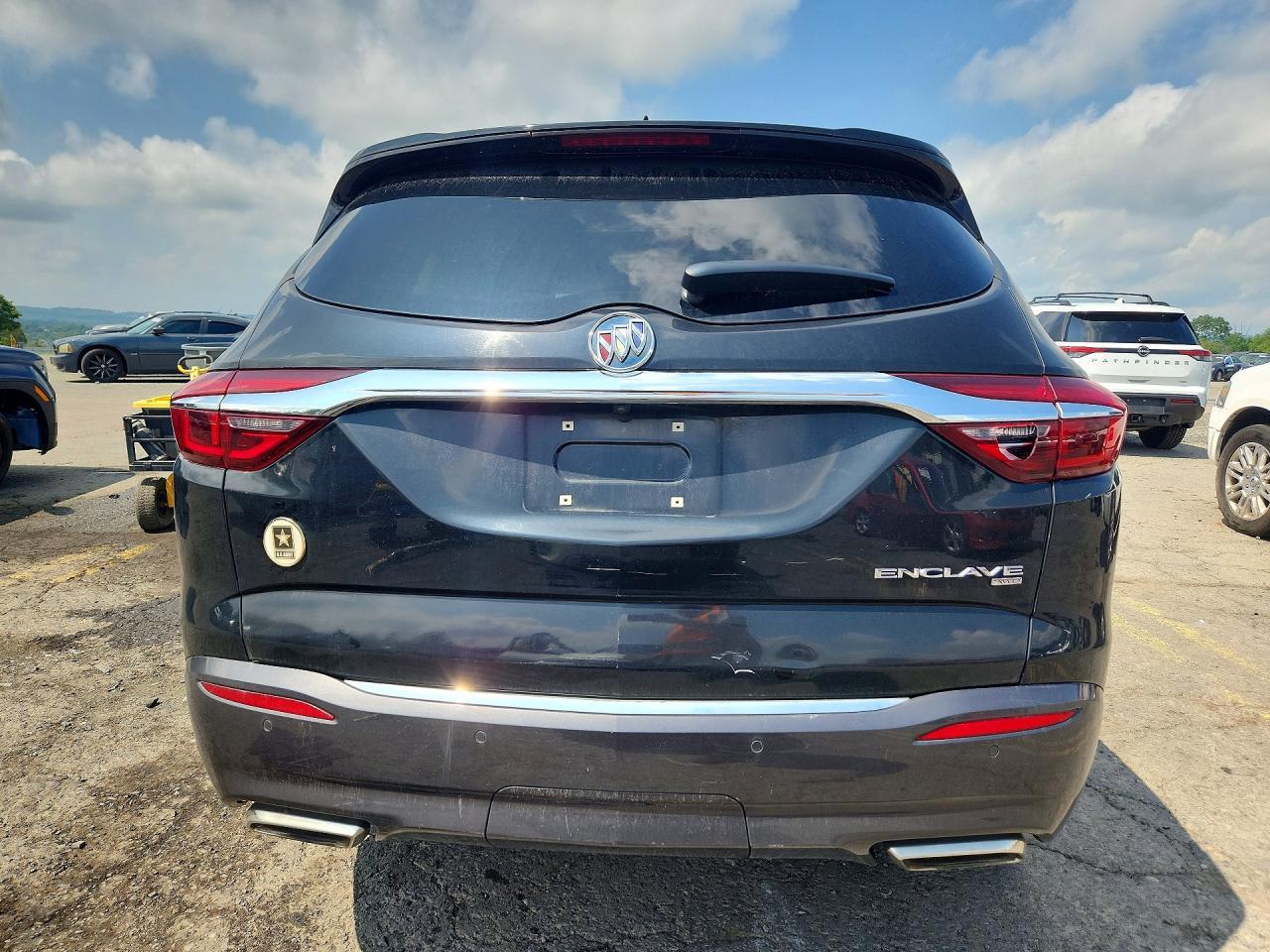 2019 Buick Enclave Essence - Image 6