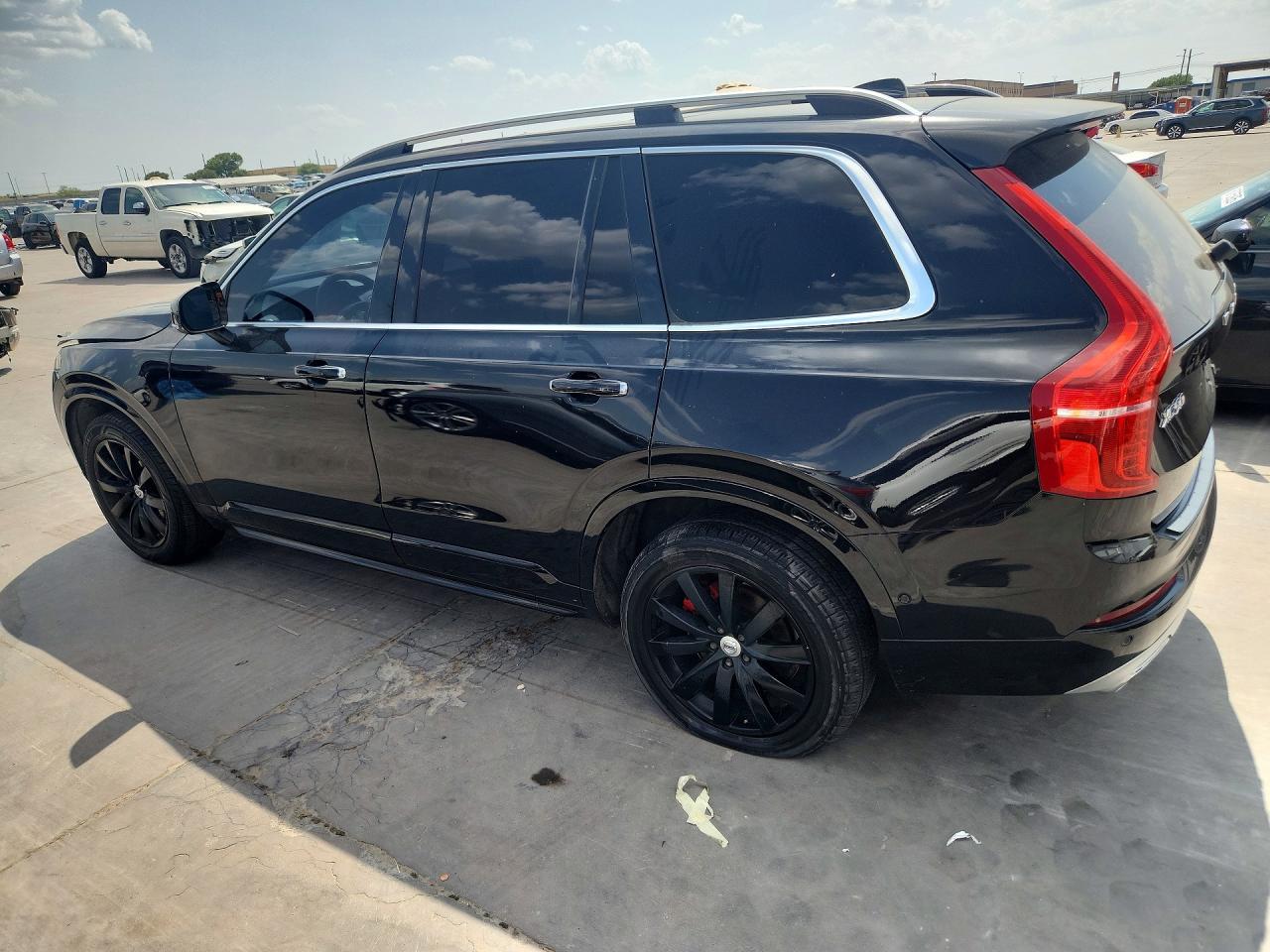 2017 Volvo Xc90 T6 - Image 2