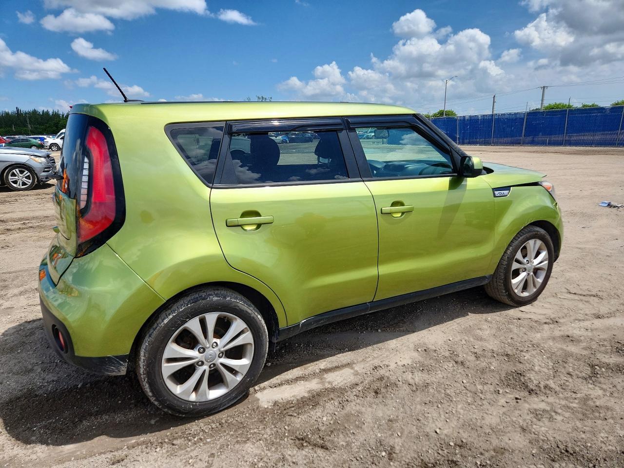 2016 Kia Soul + - Image 3