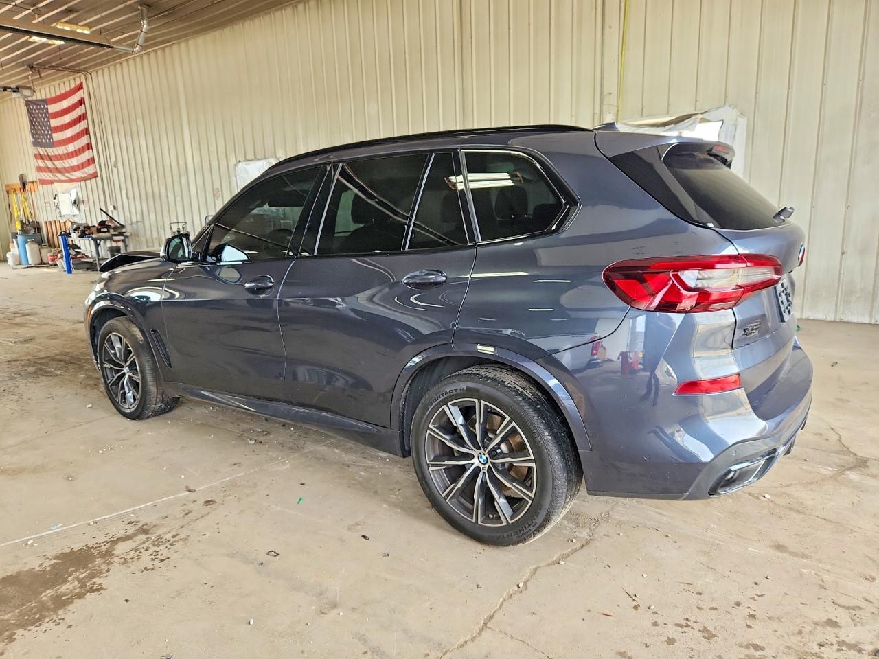 2022 BMW X5 xDrive40I - Image 2