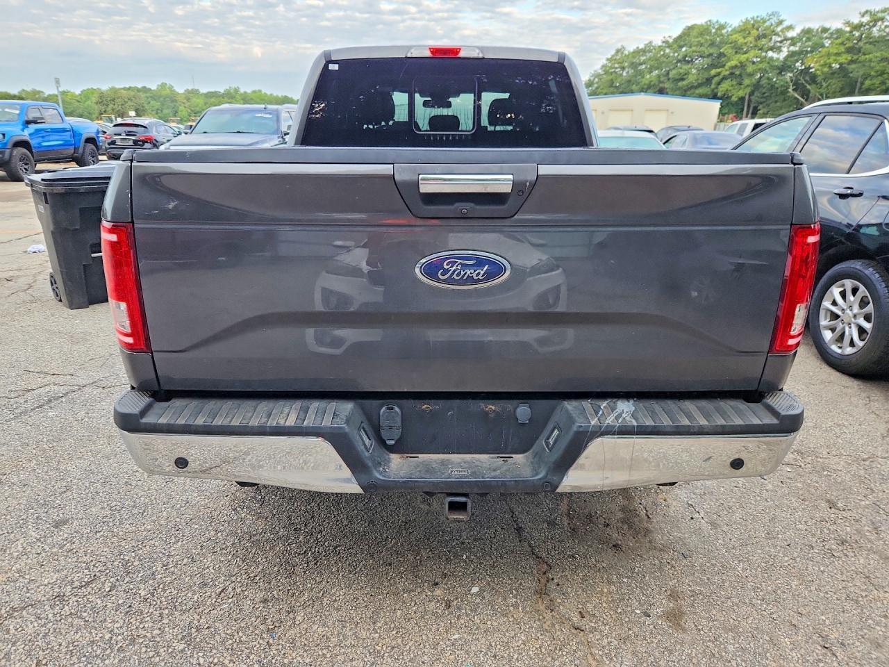 2016 Ford F150 Supercrew - Image 6