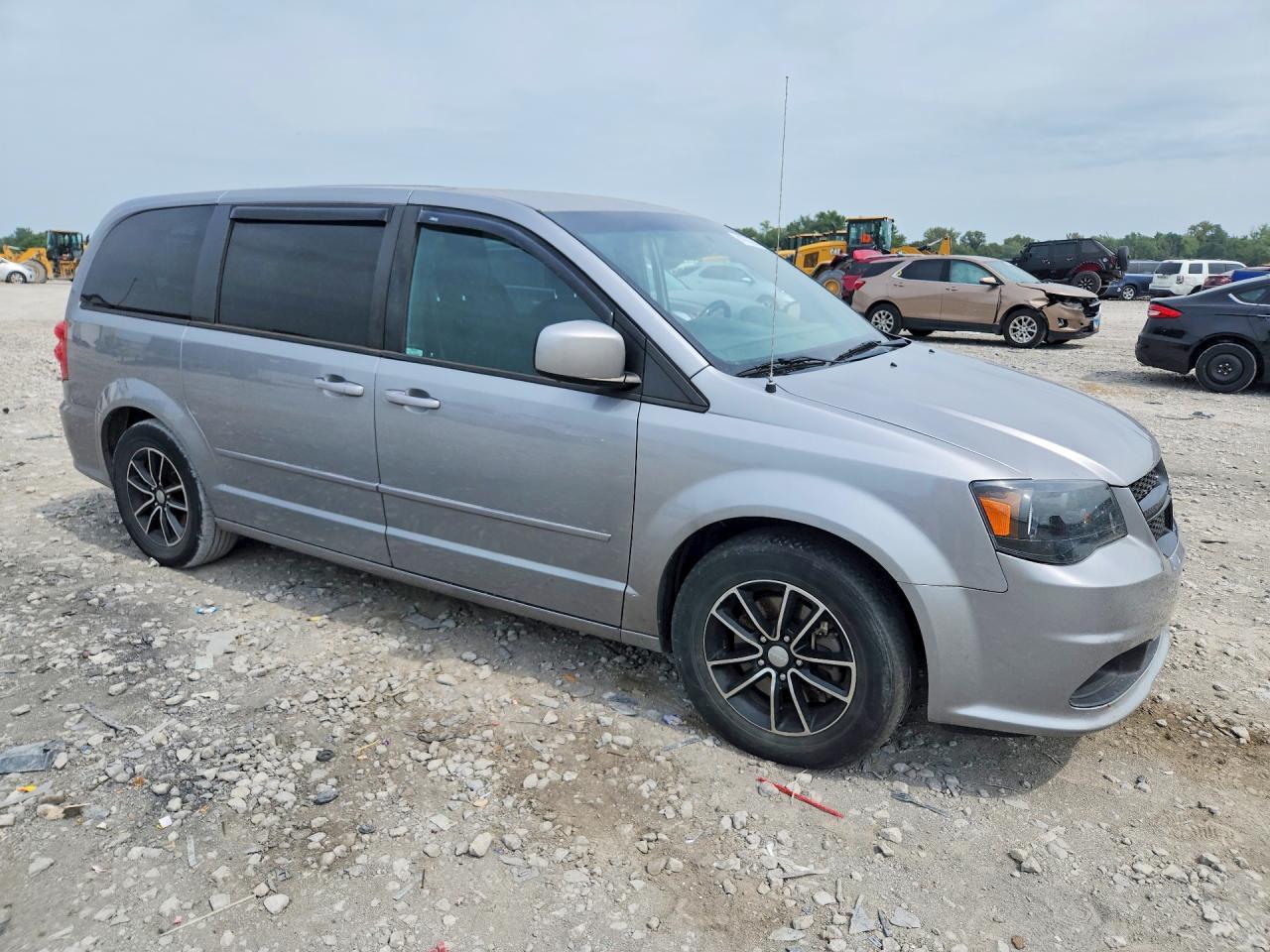 2015 Dodge Grand Caravan Se - Image 4