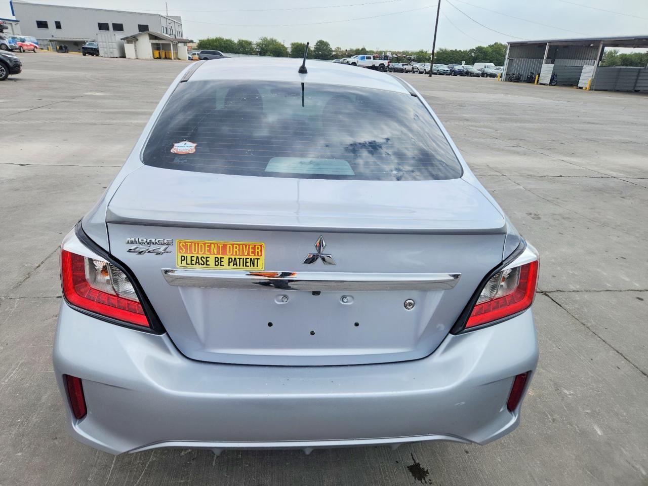 2022 Mitsubishi Mirage G4 Es - Image 6
