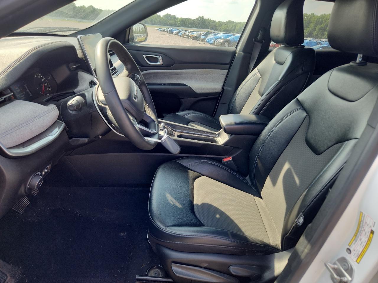 2024 Jeep Compass Latitude - Фото 7