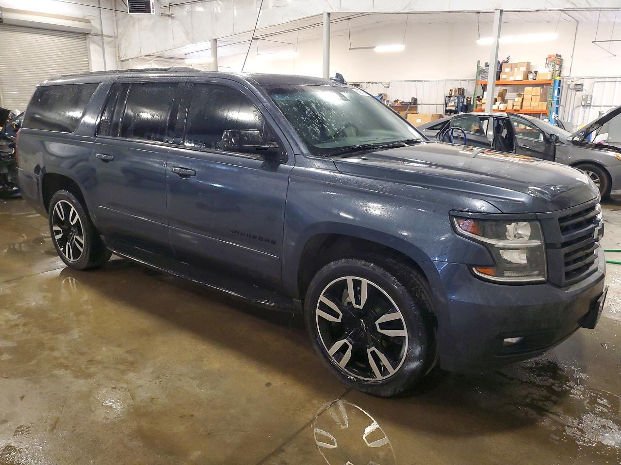 2019 Chevrolet Suburban K1500 Premier - Фото 4