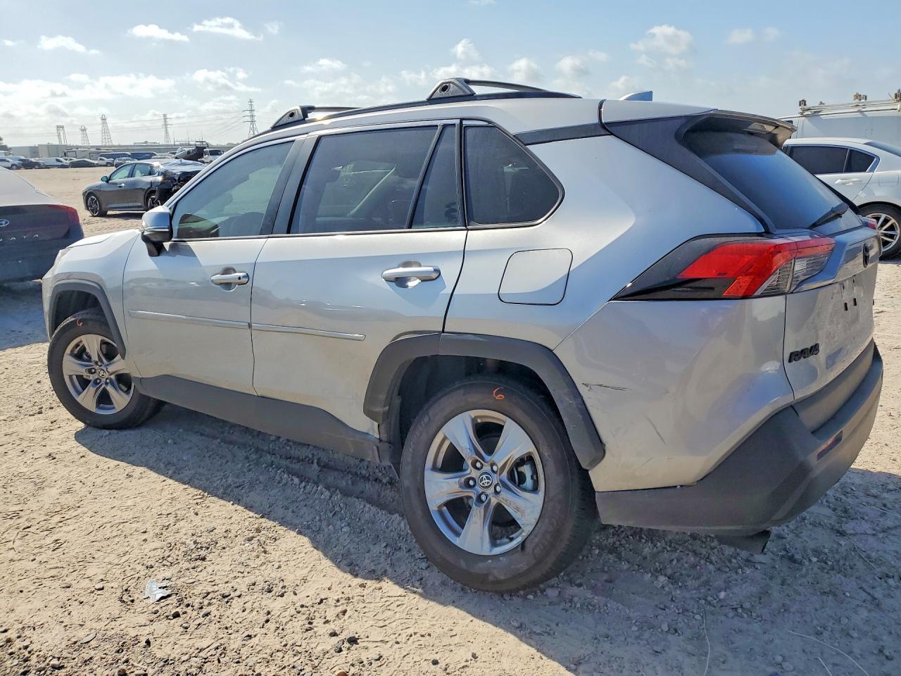 2025 Toyota Rav4 Xle - Image 2
