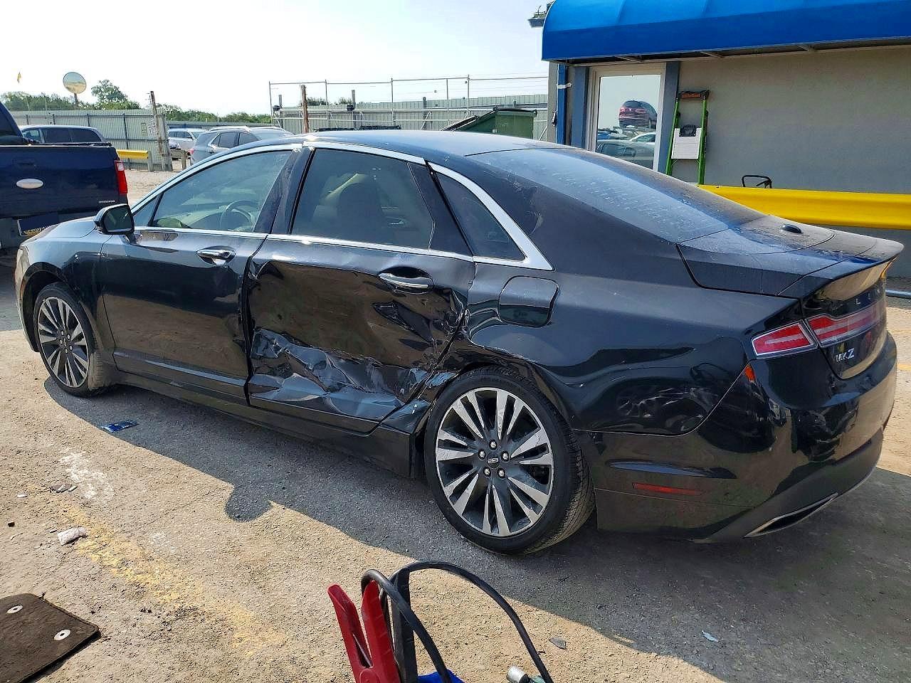 2020 Lincoln Mkz Reserve - Image 2