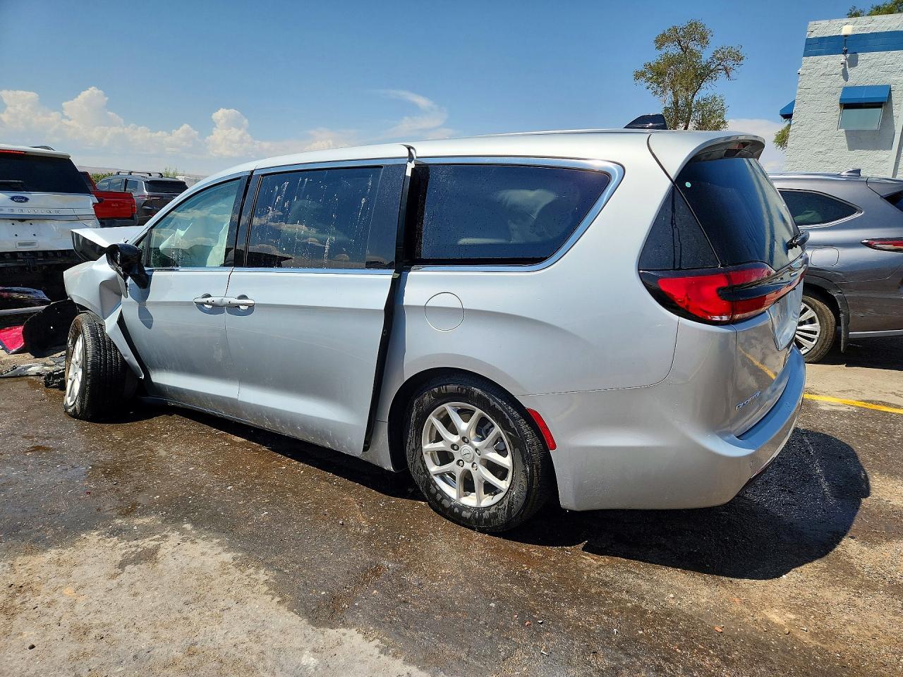 2026 Chrysler Pacifica Select - Фото 2