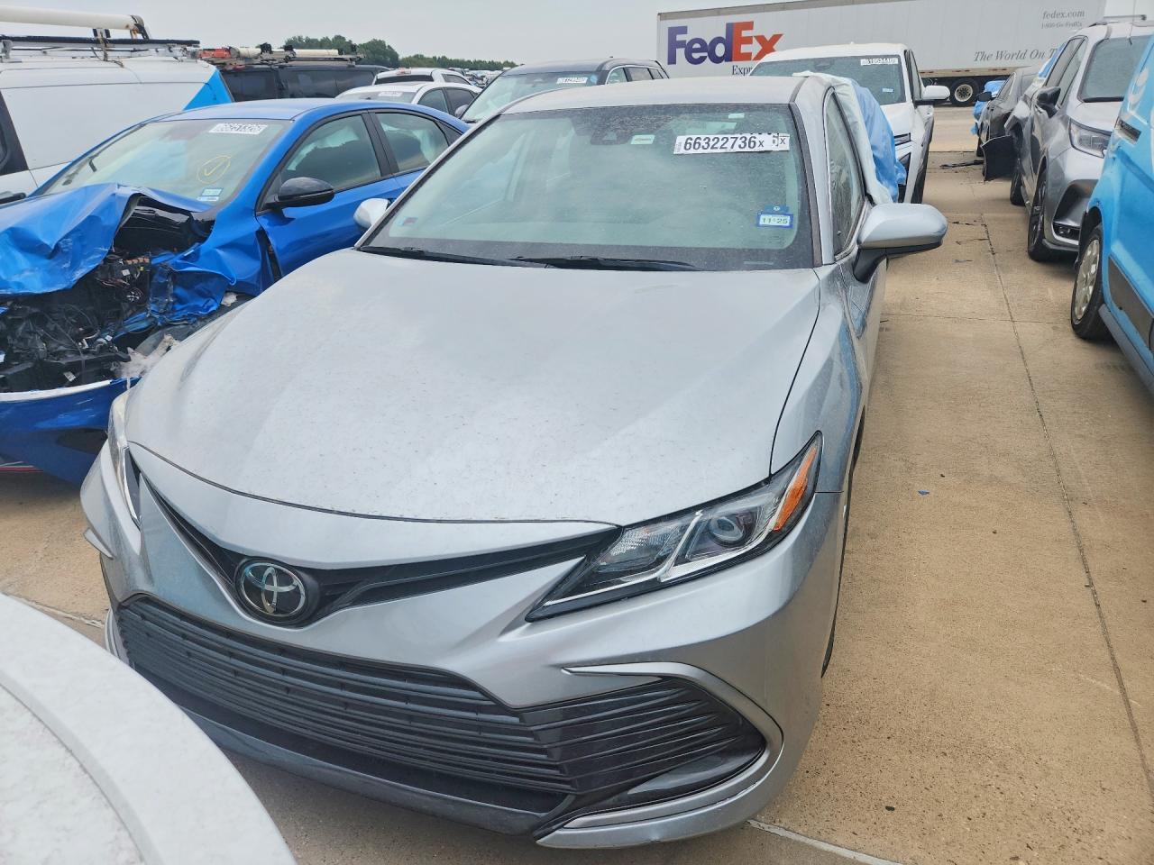 2022 Toyota Camry Le - Фото 5