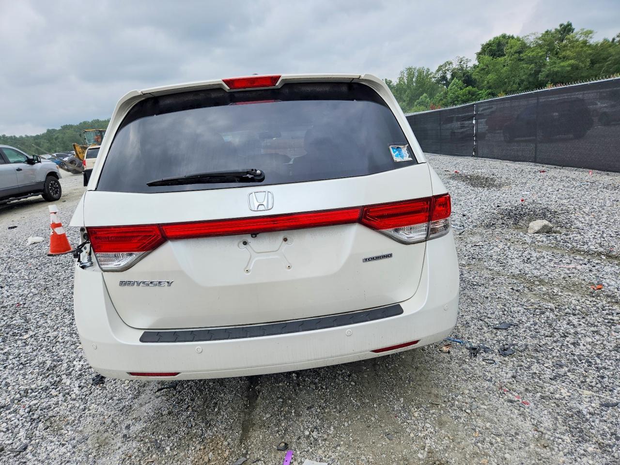 2016 Honda Odyssey Touring - Фото 6