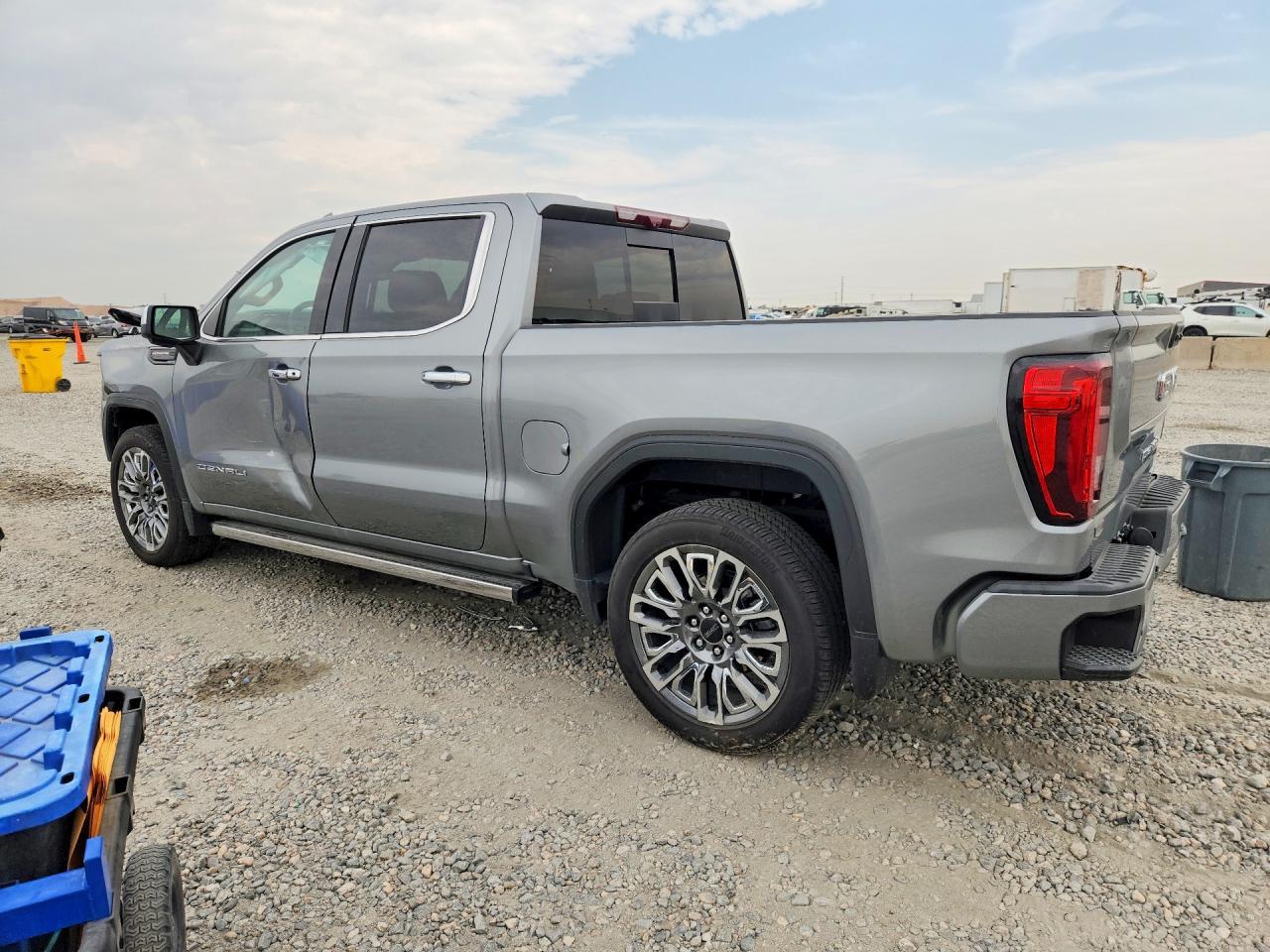 2025 GMC Sierra K1500 Denali Ultimate - Фото 2