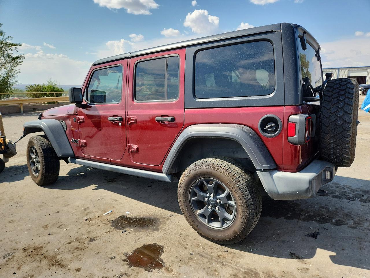 2021 Jeep Wrangler Unlimited Sport - Фото 2