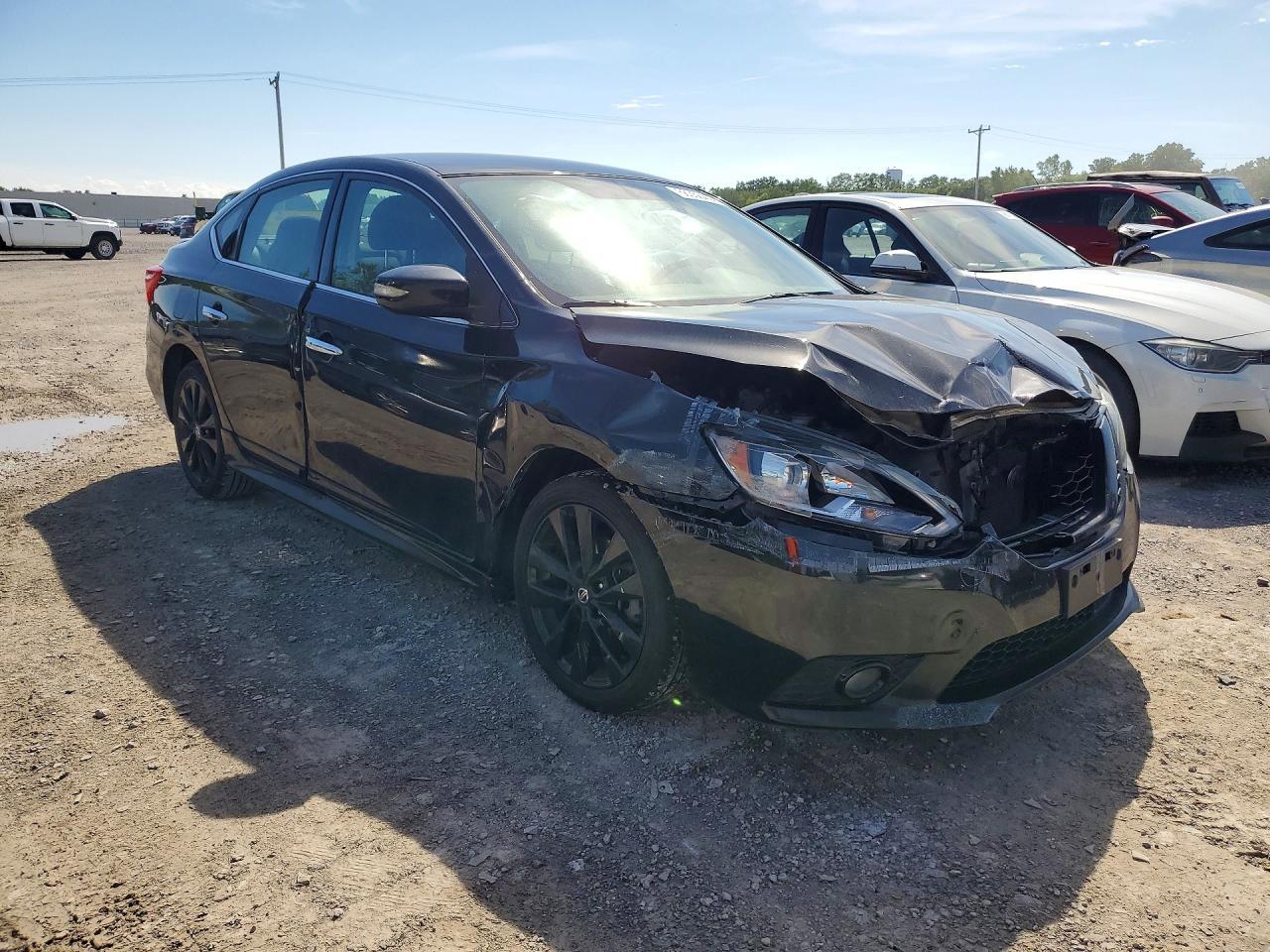 2018 Nissan Sentra Sr - Фото 4