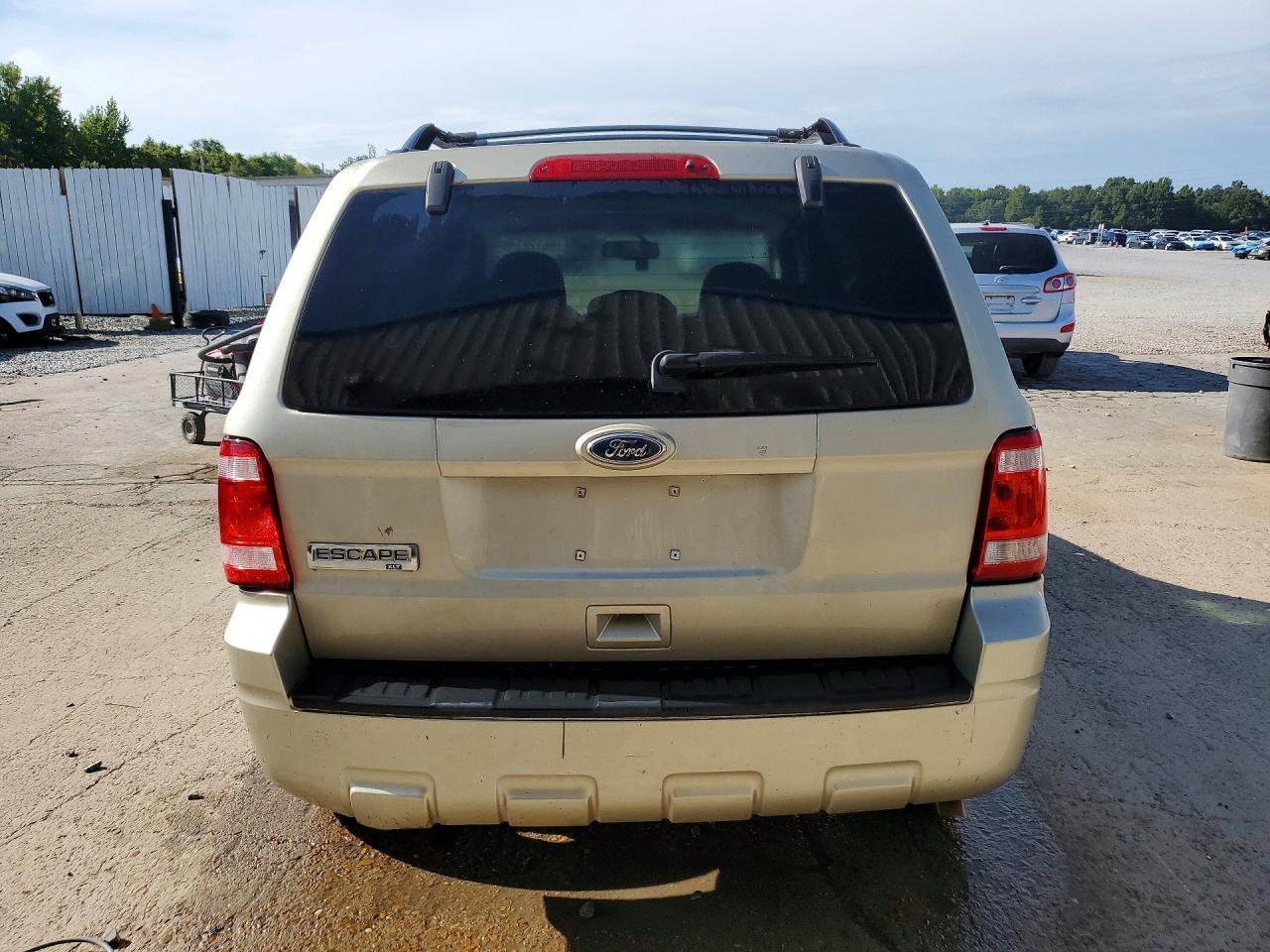 2010 Ford Escape Xlt - Фото 6