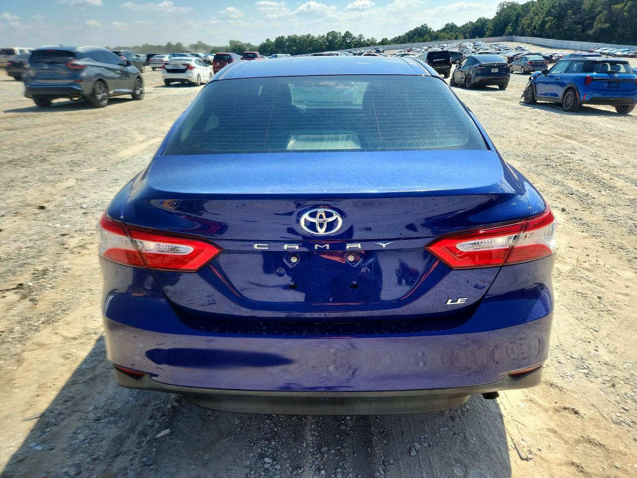 2018 Toyota Camry Le - Image 6