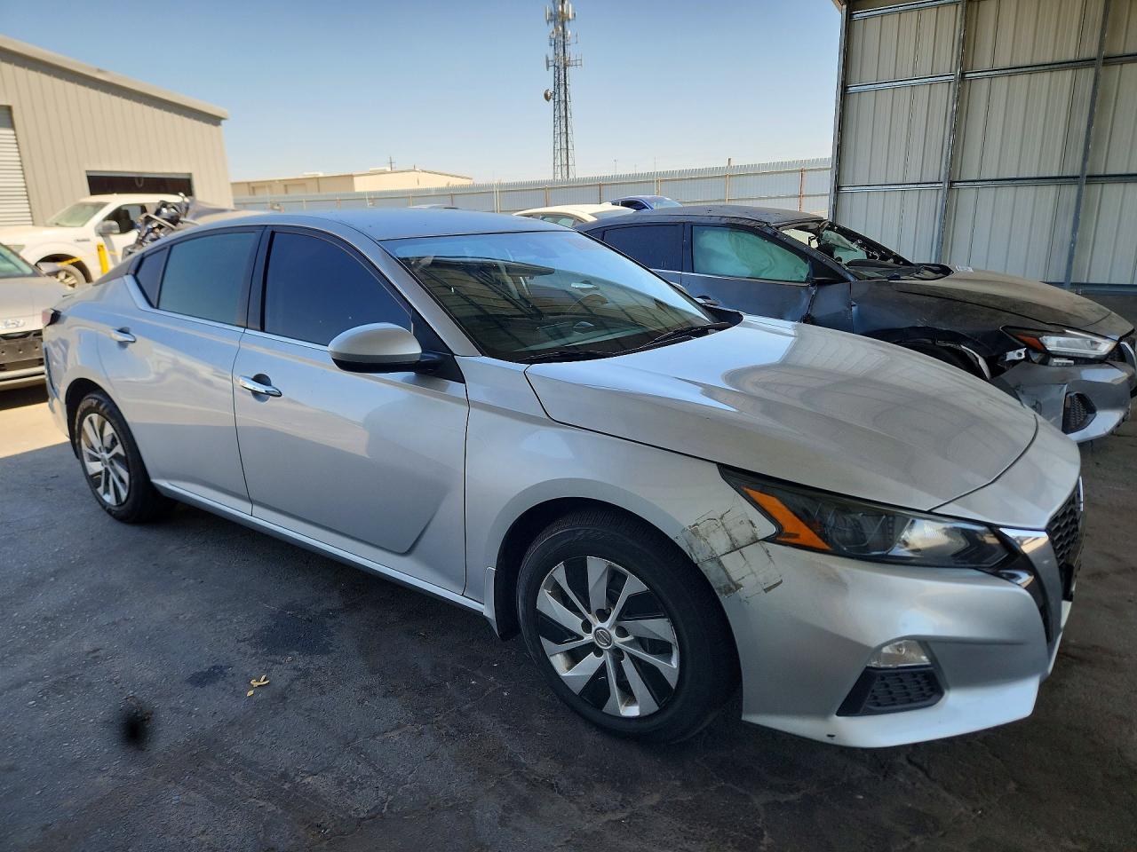 2022 Nissan Altima S - Image 4