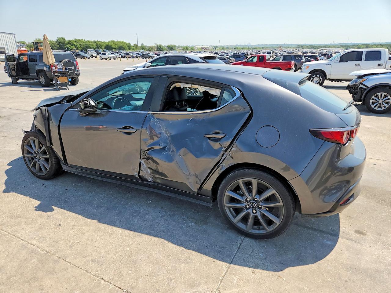 2023 Mazda 3 Preferred - Image 2