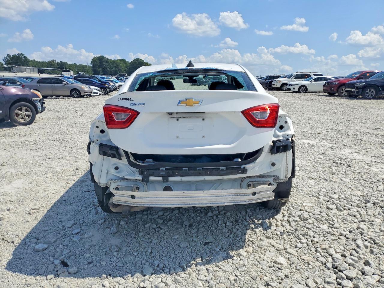 2019 Chevrolet Cruze Ls - Image 6