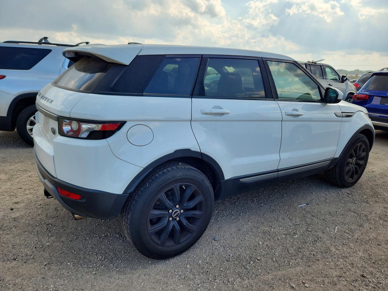 2015 Land Rover Range Rover Evoque Pure - Фото 3