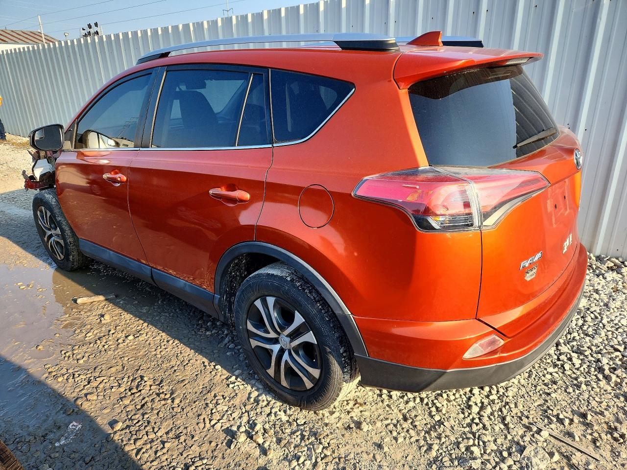2016 Toyota Rav4 Le - Image 2