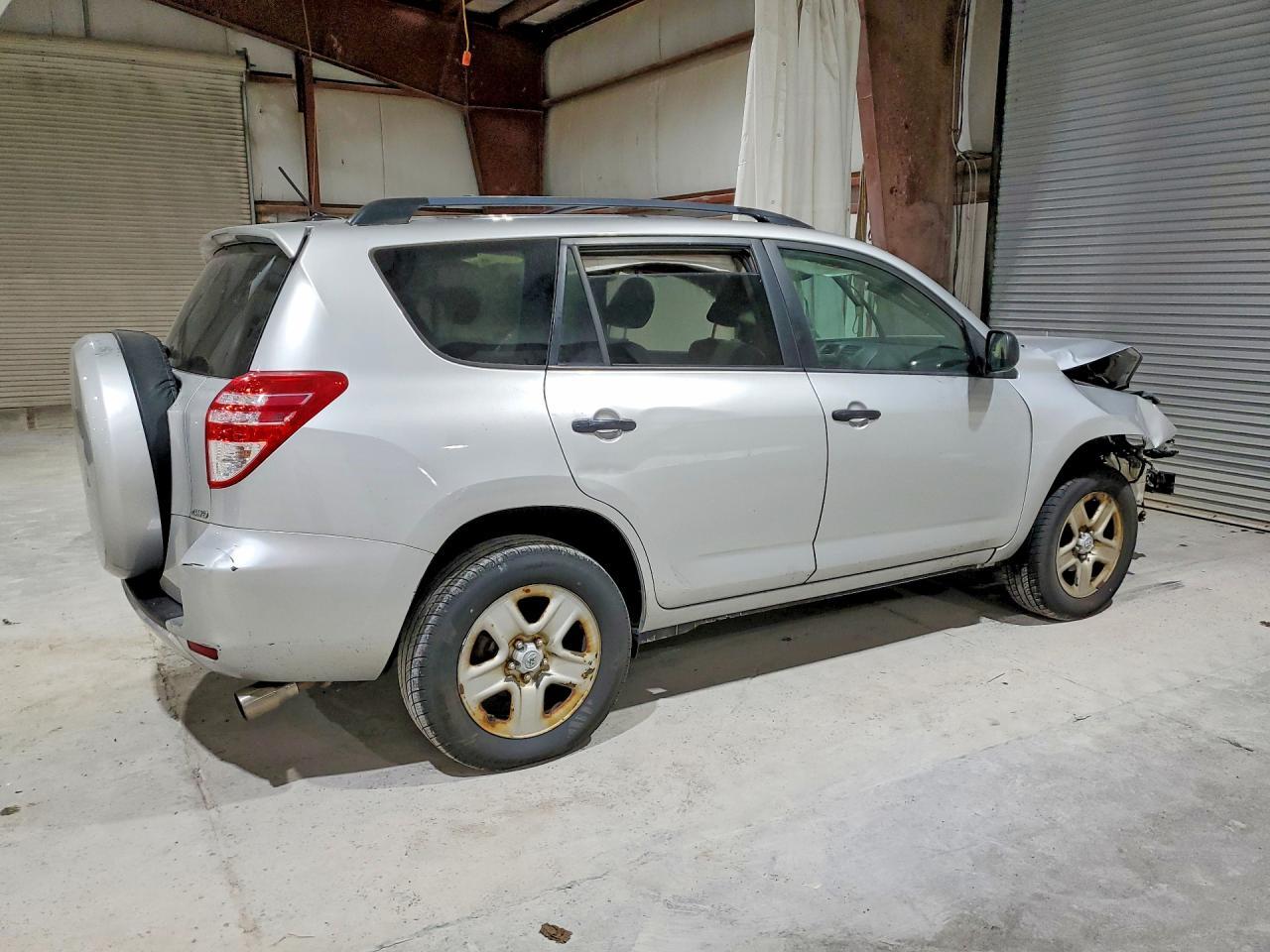 2011 Toyota Rav4 Base - Фото 3