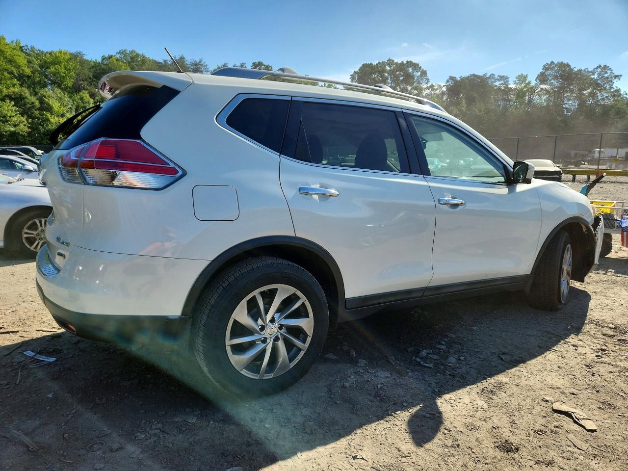 2014 Nissan Rogue Sl - Фото 3