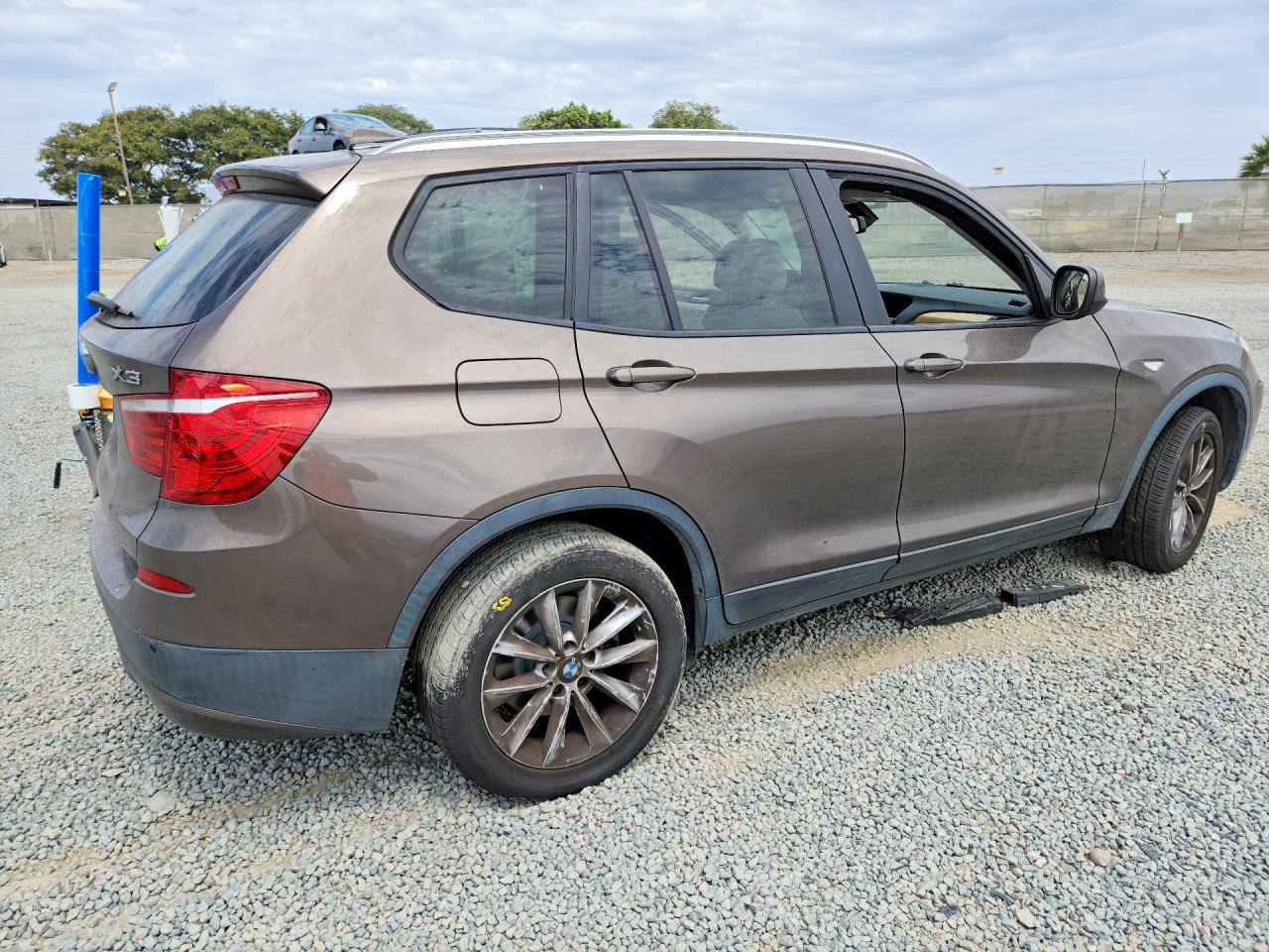 2013 BMW X3 xDrive28I - Фото 3