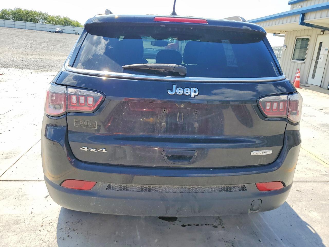 2018 Jeep Compass Latitude - Фото 6