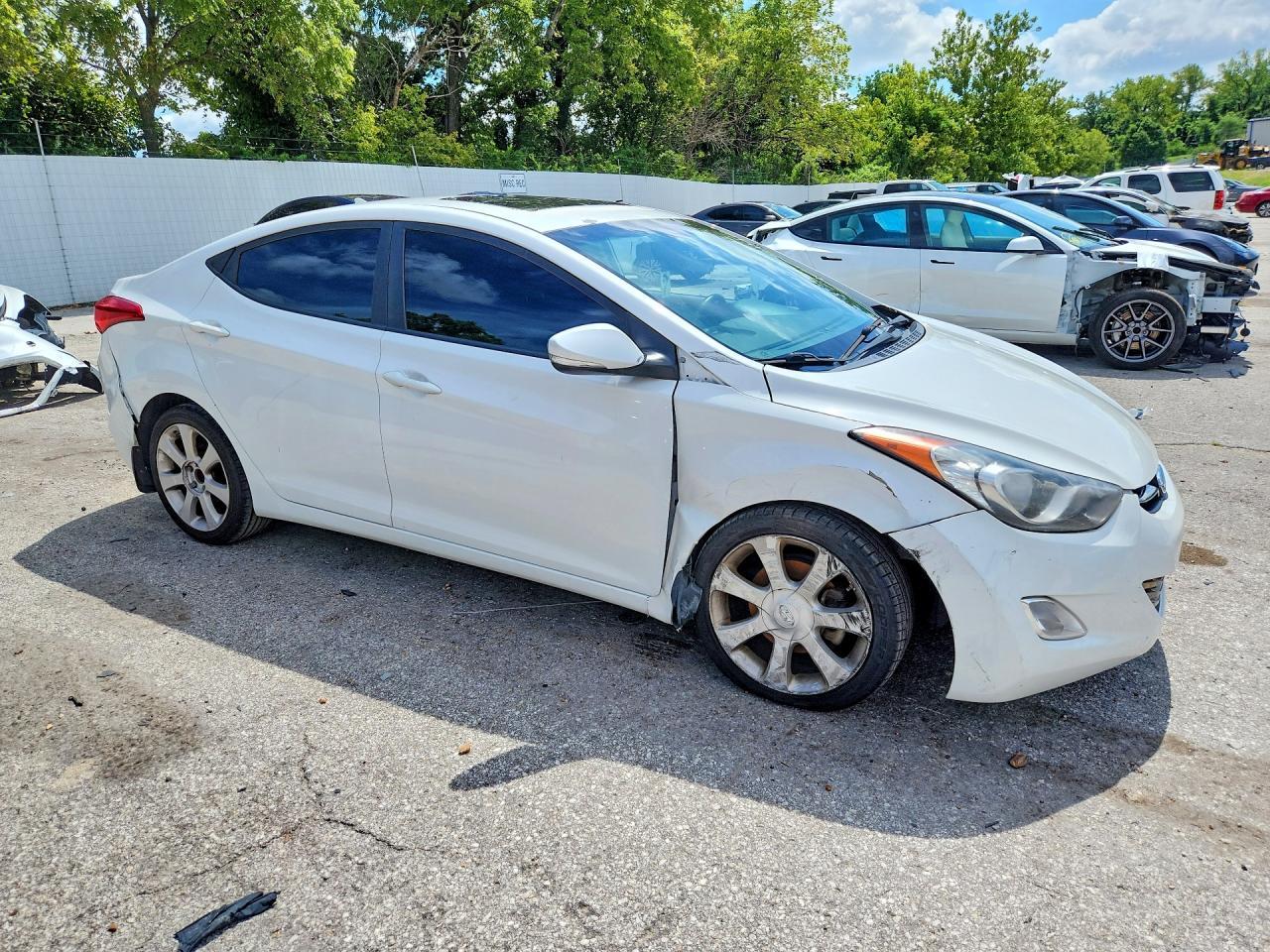 2013 Hyundai Elantra Limited - Фото 4