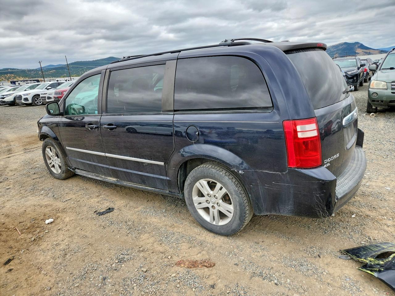 2010 Dodge Grand Caravan Crew - Фото 2