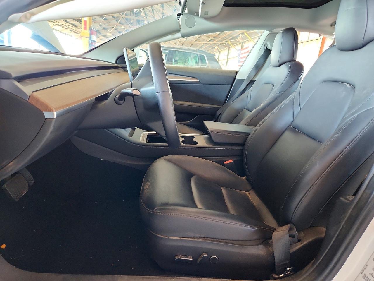 2023 Tesla Model 3 - Фото 7