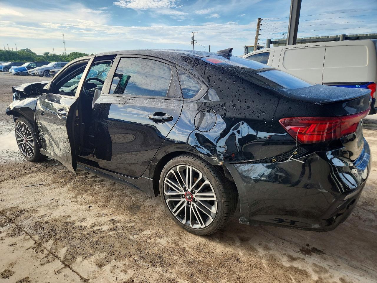 2021 Kia Forte Gt - Фото 2