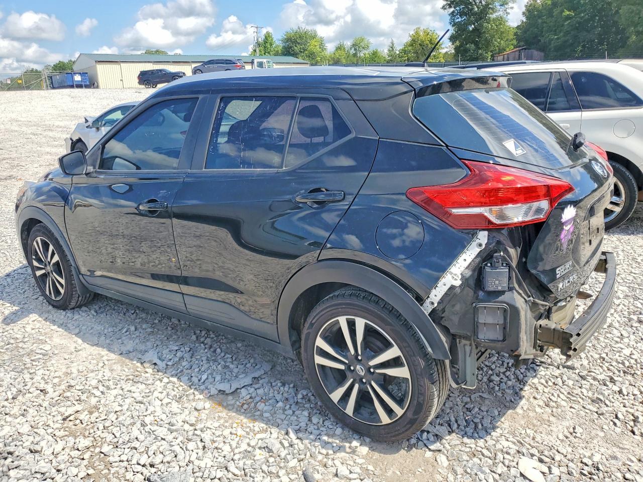 2020 Nissan Kicks Sv - Фото 2