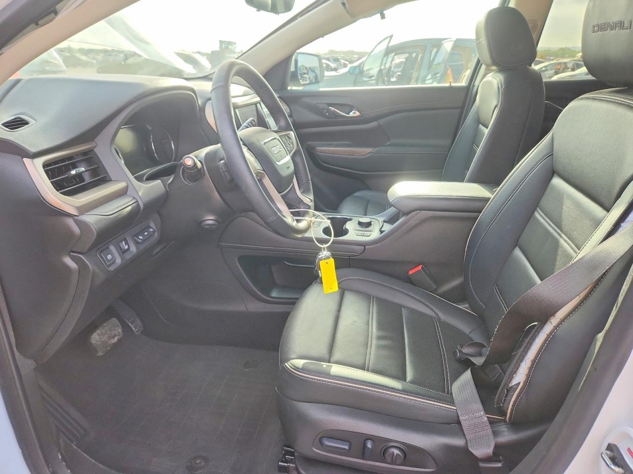 2023 GMC Acadia Denali - Фото 7