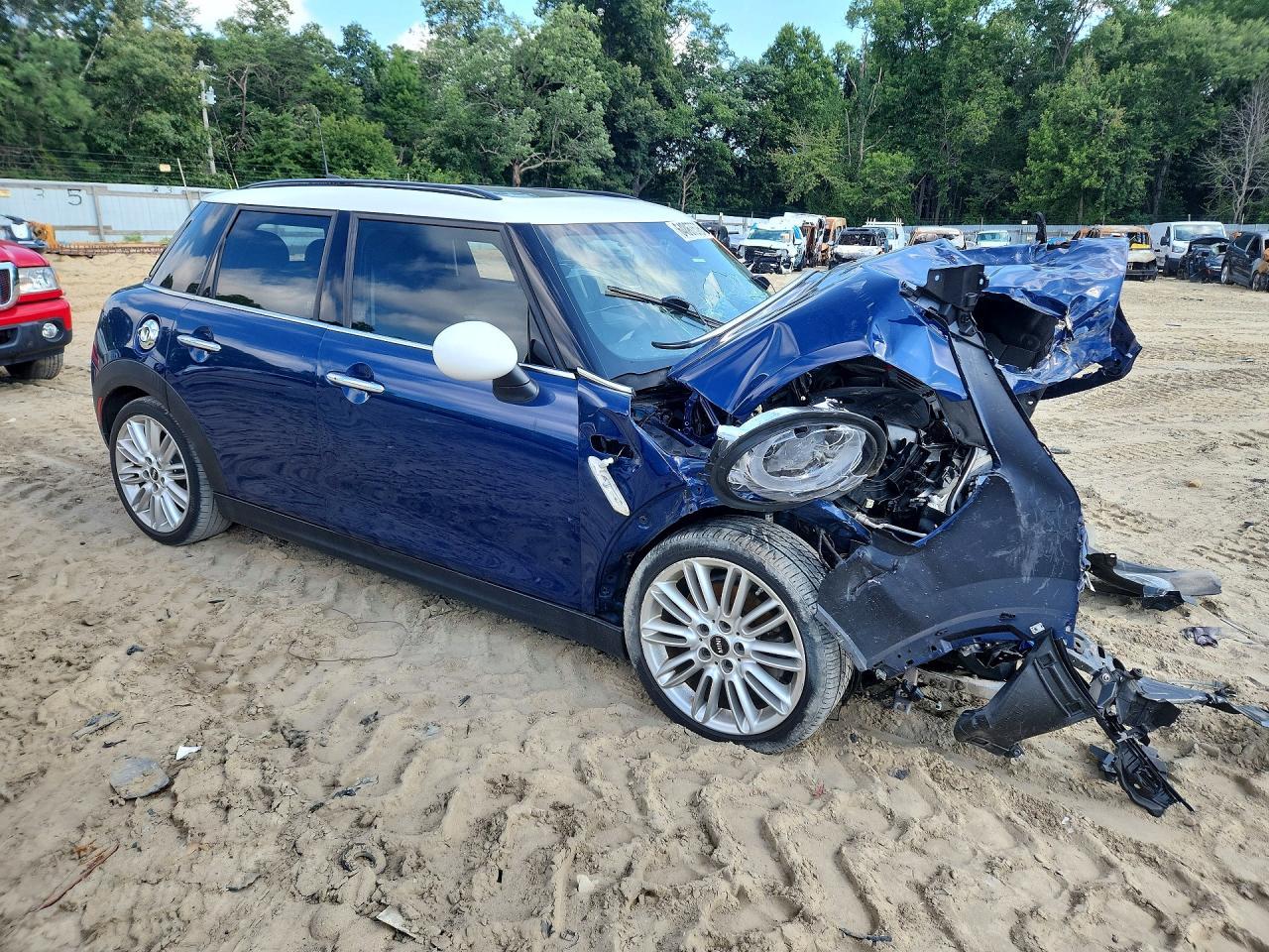 2017 Mini Cooper S - Image 4