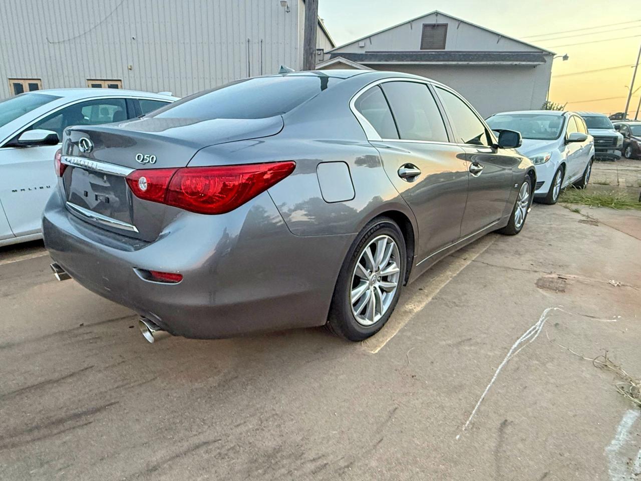2015 Infiniti Q50 Premium - Фото 4