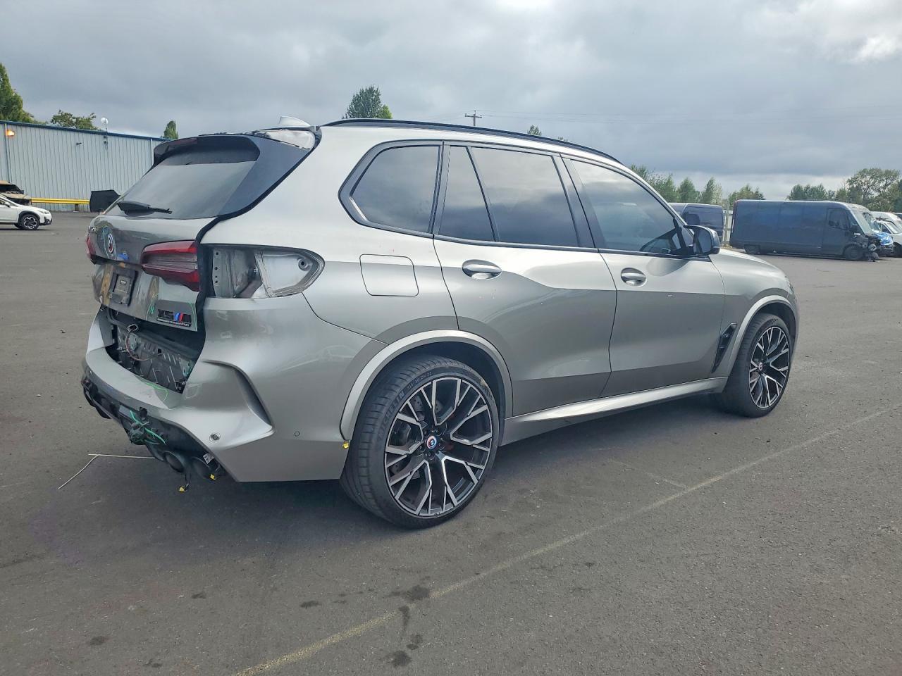 2023 BMW X5 M - Фото 3