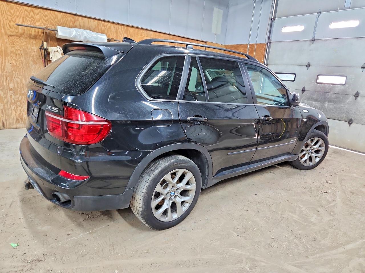 2012 BMW X5 xDrive35I - Фото 3
