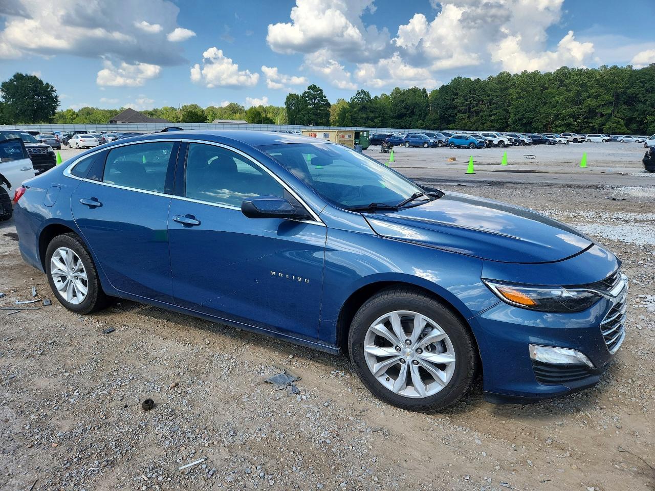 2024 Chevrolet Malibu Lt - Image 4