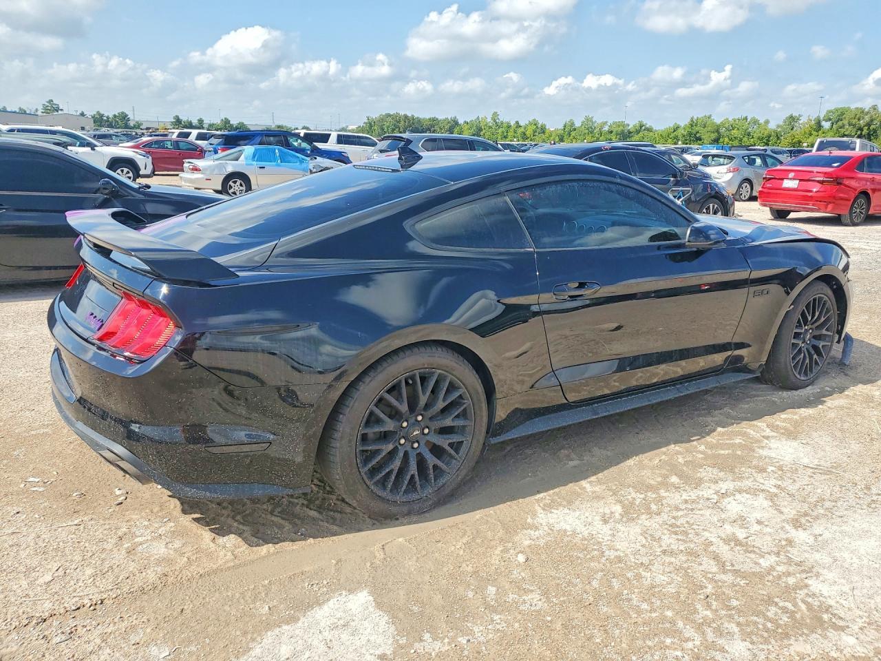 2022 Ford Mustang Gt - Image 3