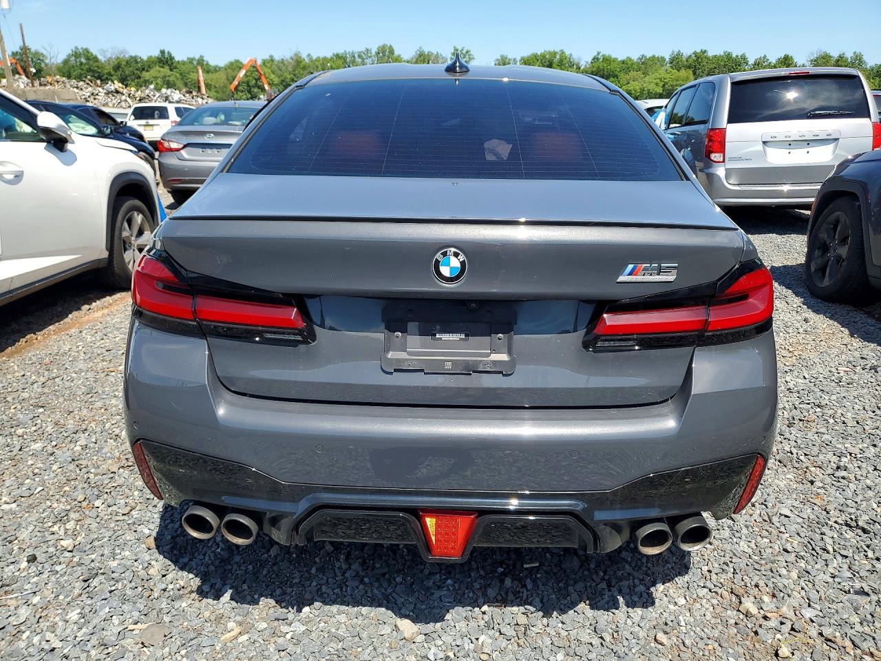 2022 BMW M5 - Image 6