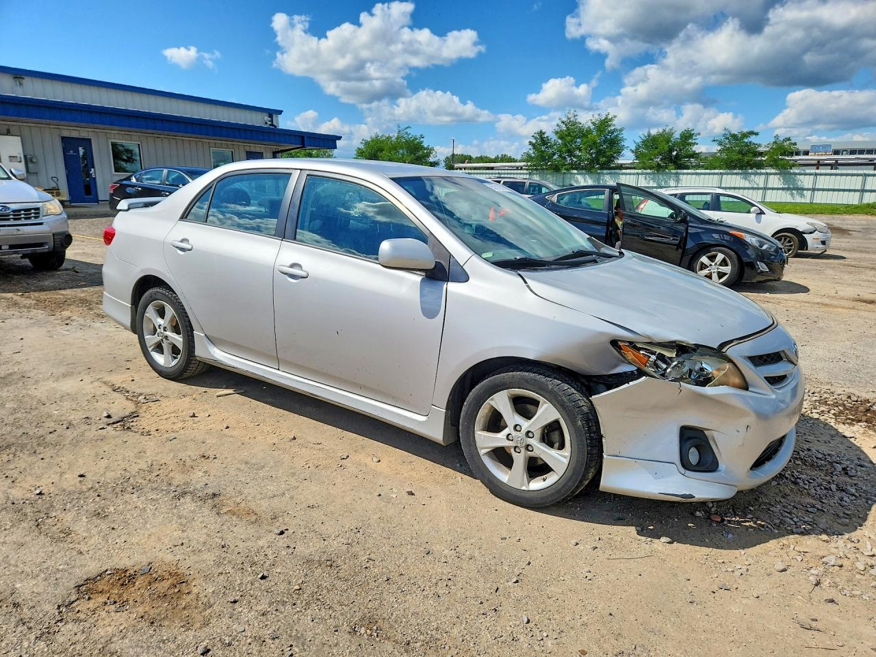 2011 Toyota Corolla S - Фото 4