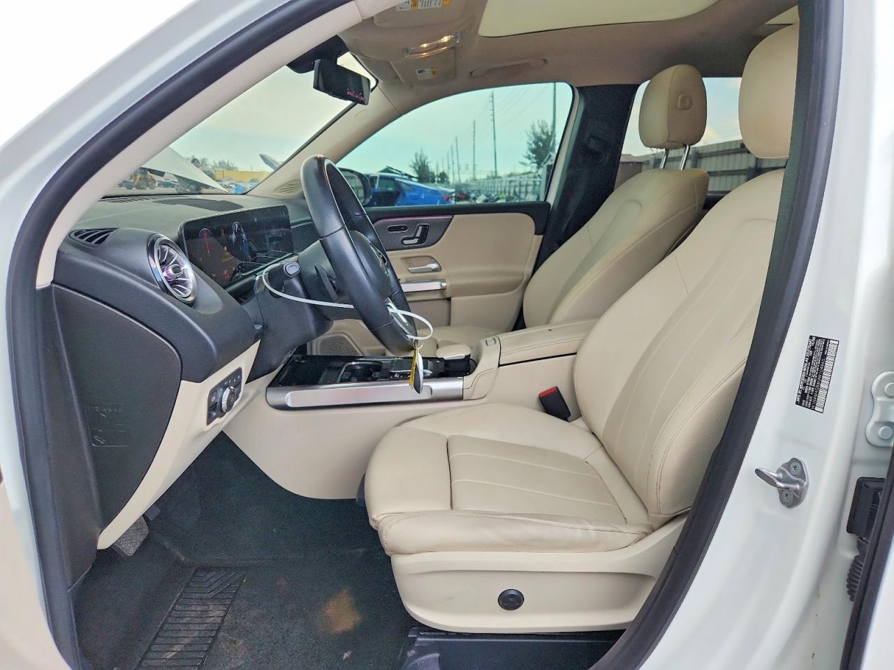2021 Mercedes-Benz Glb 250 - Фото 7