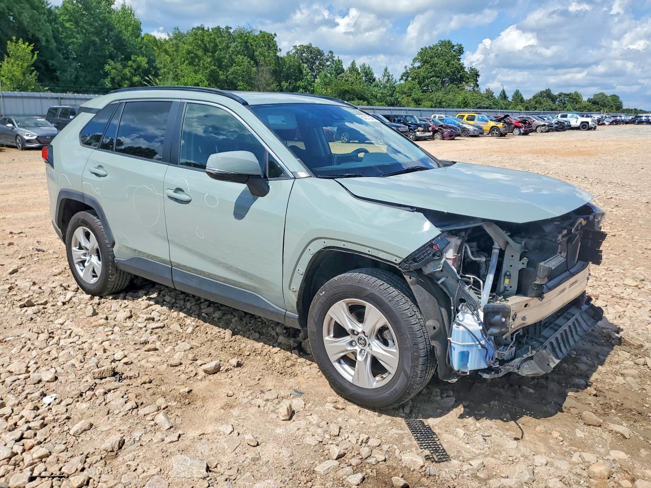 2019 Toyota Rav4 Xle - Image 4