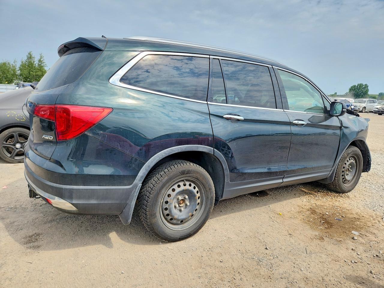 2017 Honda Pilot Touring - Фото 3