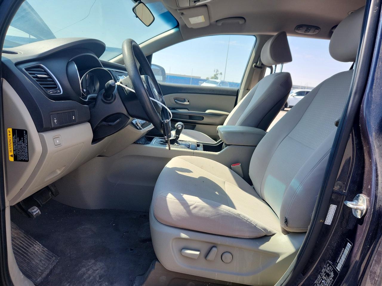 2016 Kia Sedona - Фото 7