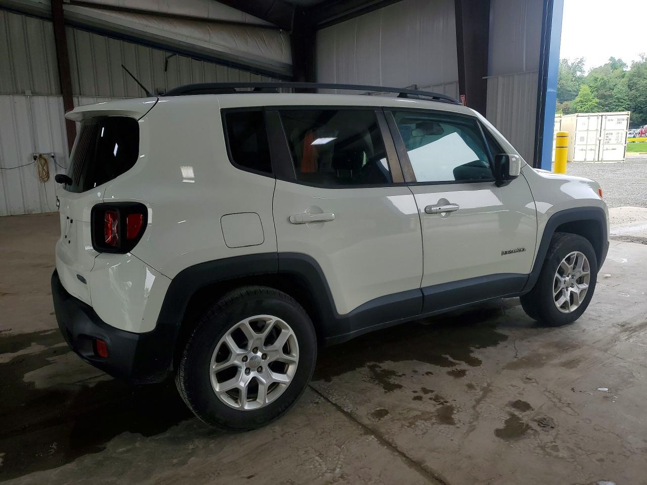 2016 Jeep Renegade Latitude - Фото 3