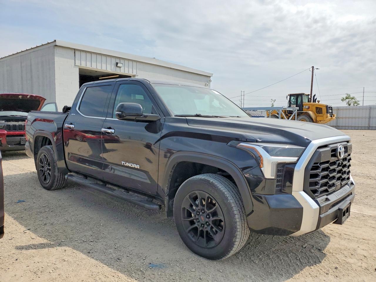 2023 Toyota Tundra Crewmax Limited - Фото 4