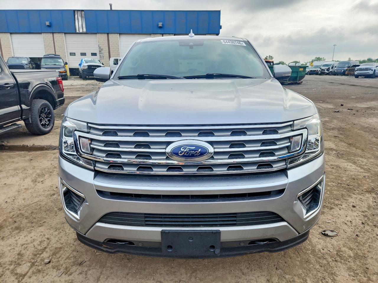 2020 Ford Expedition Max Limited - Image 5